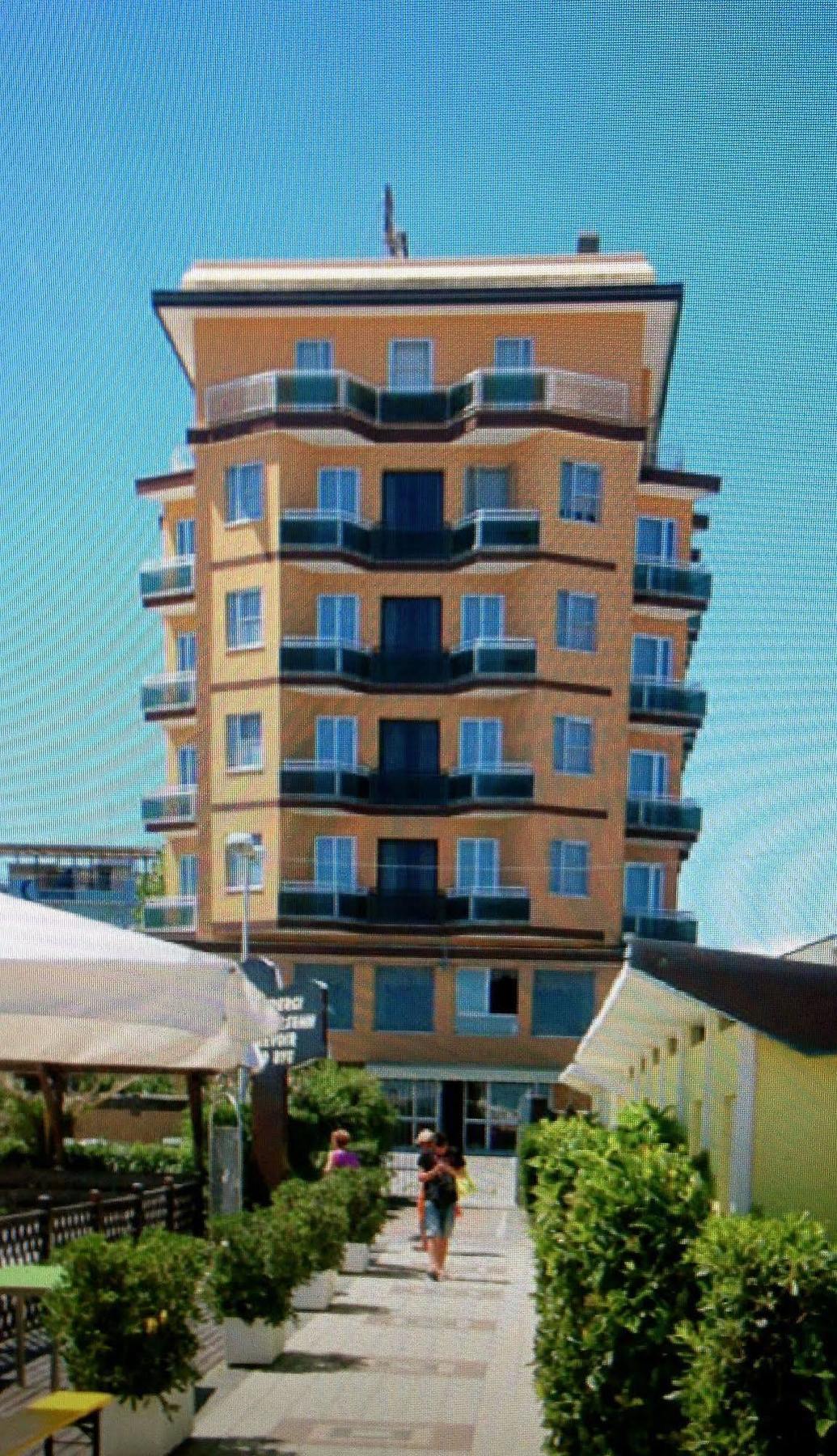 Hotel Carlton Beach Римини Экстерьер фото